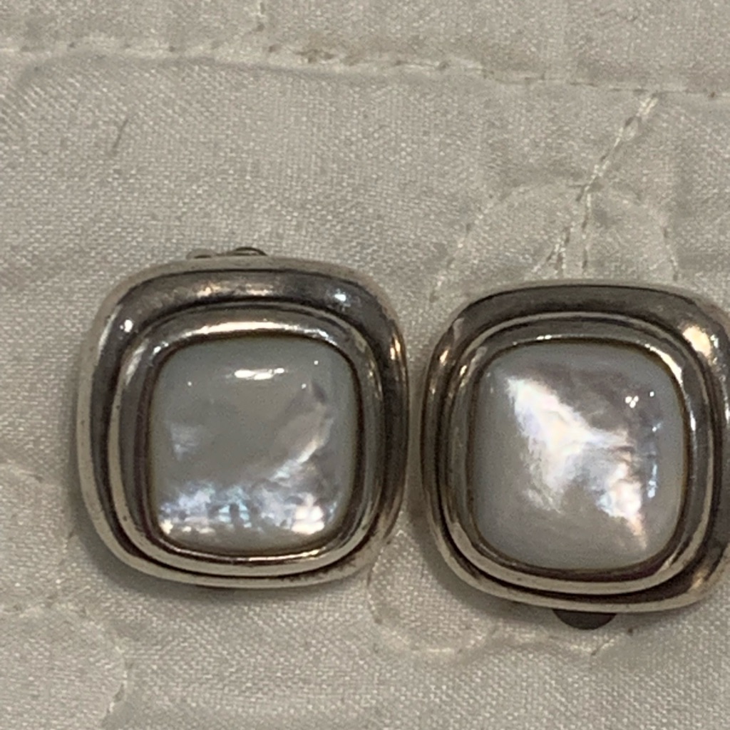 Vintage Barse Mother Of Pearl Clip On Earrings Preowned Stunning  Adorable